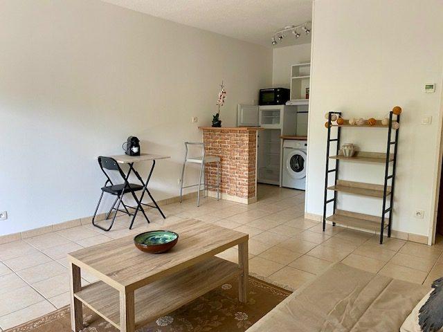 vente Appartement 2 pièces Villeneuve-Tolosane 3