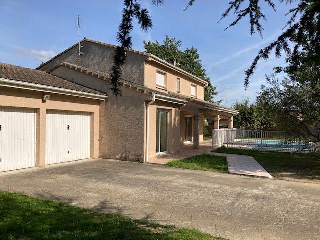 location Maison 6 pièces Tournefeuille
